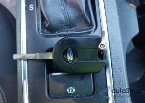 2018 Ford Escape Se из США, поврежденный, VIN 1FMCU9GD4JUC00612